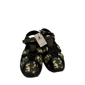 Rugged Bear big kid sandal size 4 New